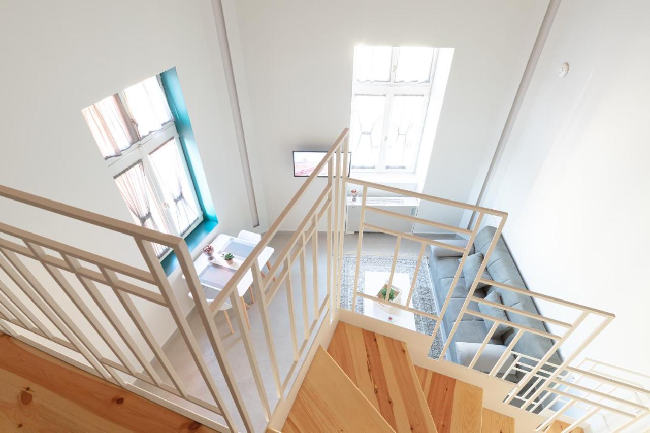 Ether Loft 3* Atina