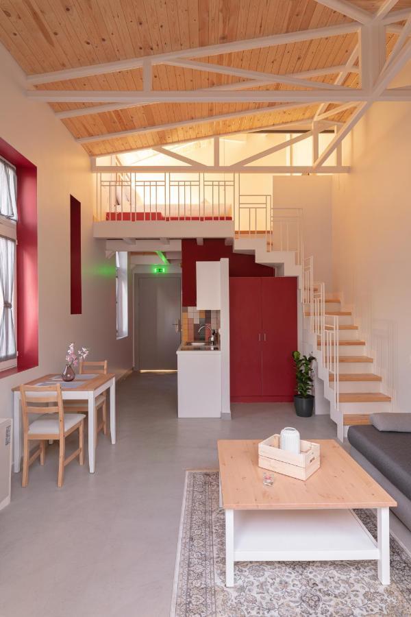 Ether Loft Apart Otel Atina