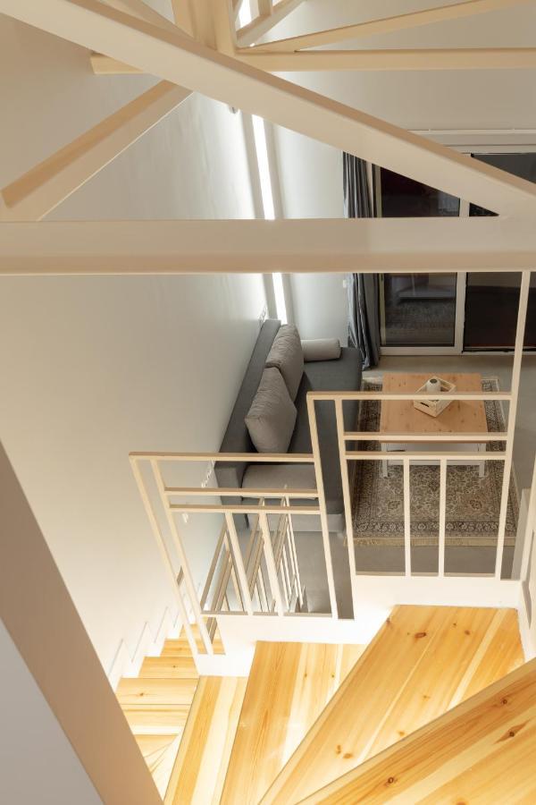 Ether Loft Apart Otel Atina